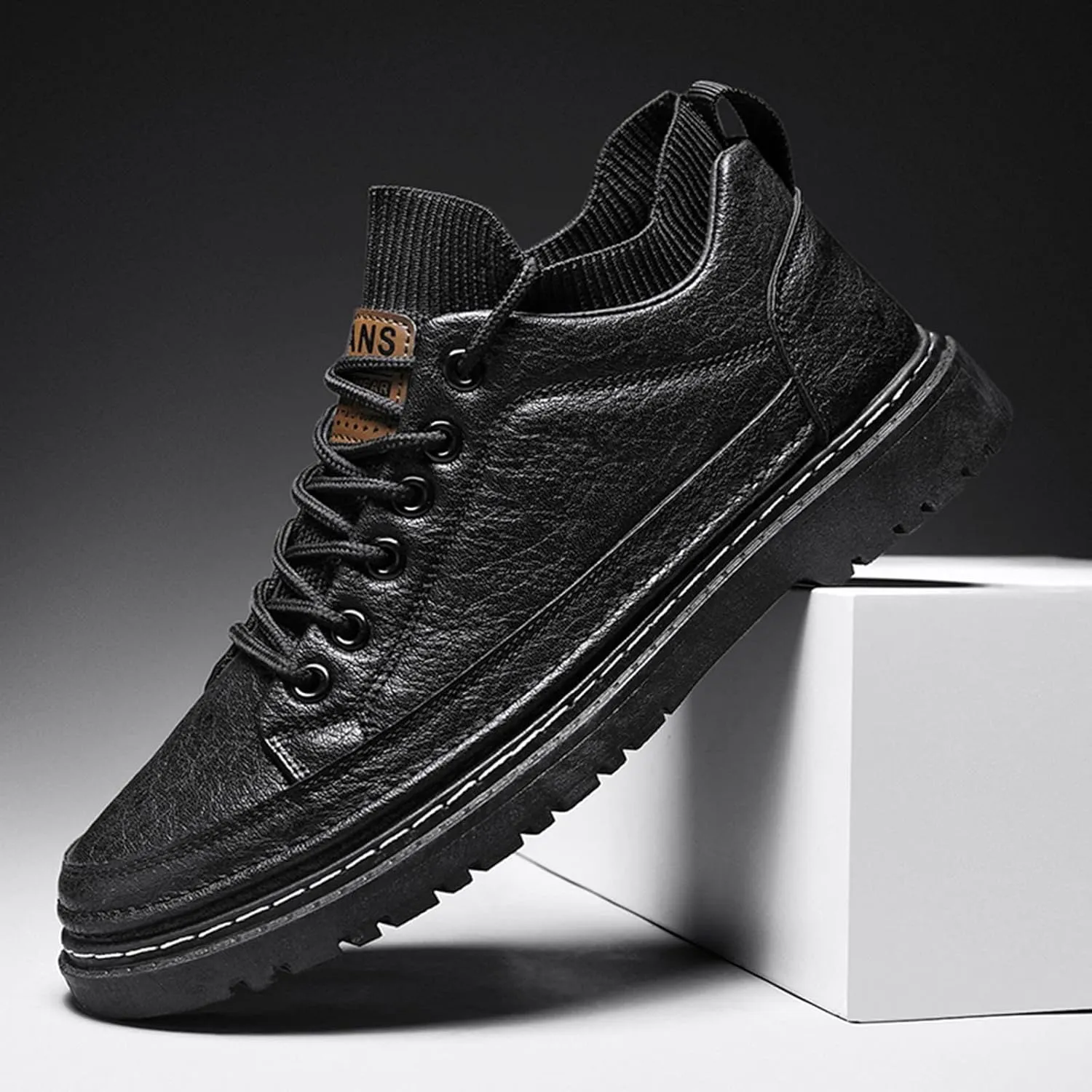2022 New Men's Fashion Trend Car Stitching Round Toe Canvas Casual Men Comfy Casual Microfiber Leather Shoes