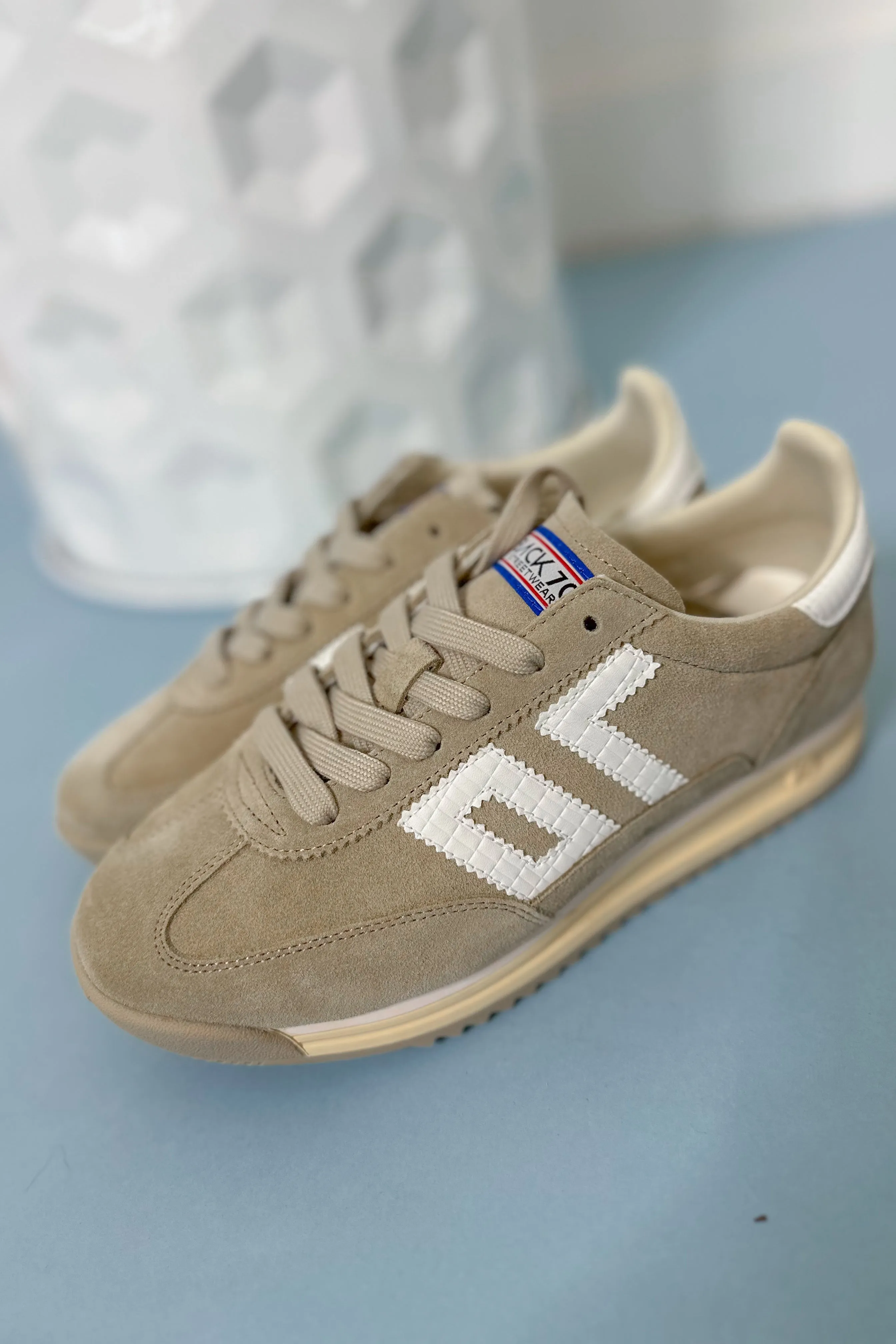 BACK70 Barkley Strike Sneaker in Sand