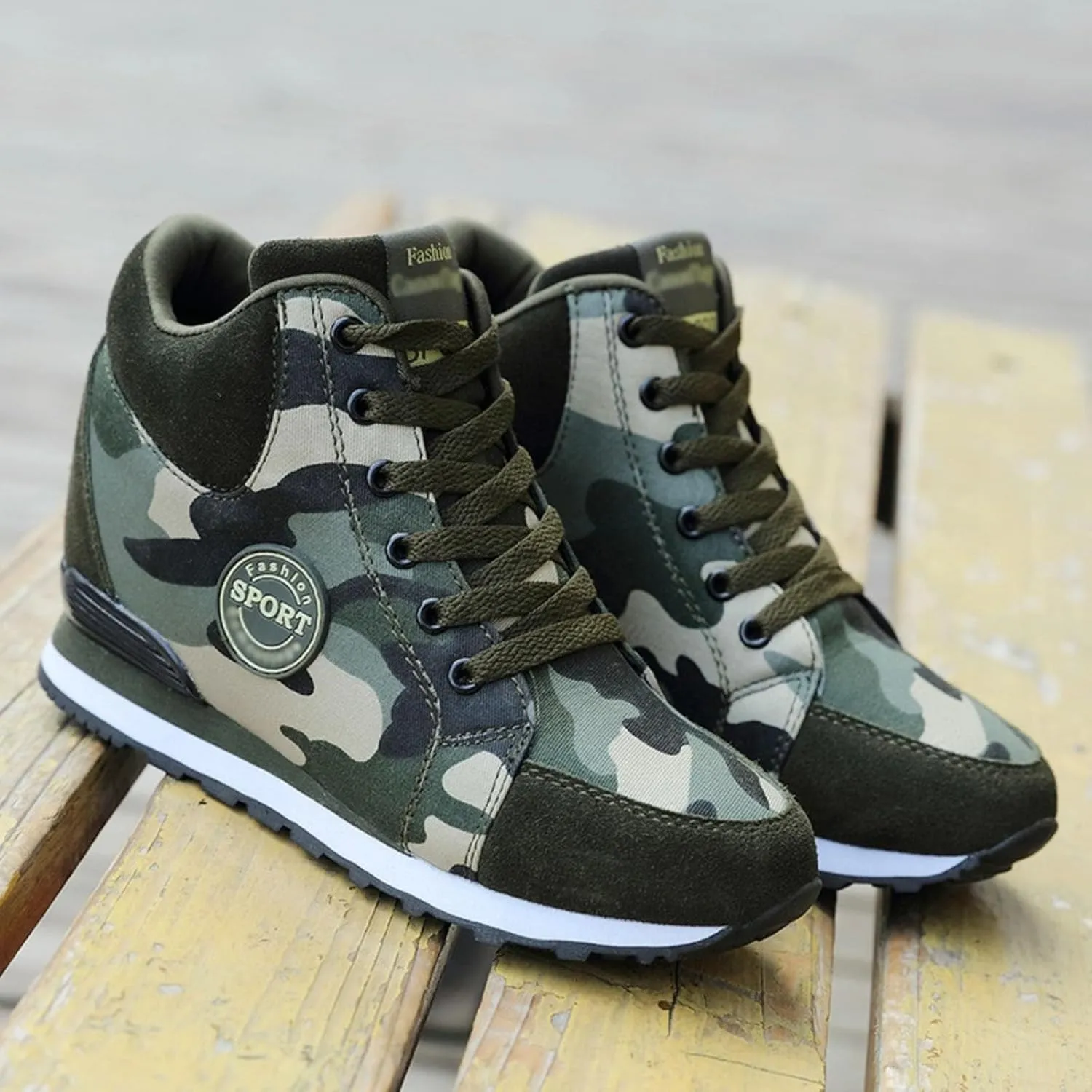 Camo Canvas Chunky Sneakers for Women & Girls, 2-Inch Height Increase, Lightweight Casual Shoes for Hiking, Walking, Streetwear