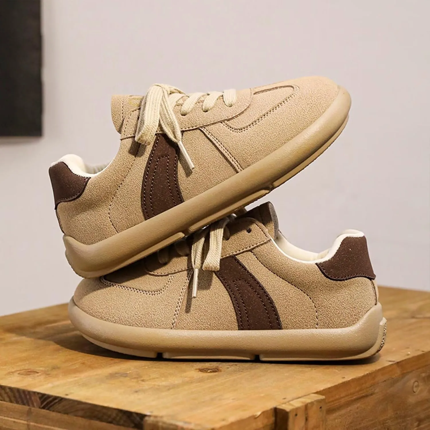 Children's Classic Retro Rubber Sole Fashion Sneakers, Lace-Up and Hook and Loop Design, Non-Slip Casual Street Style Shoes