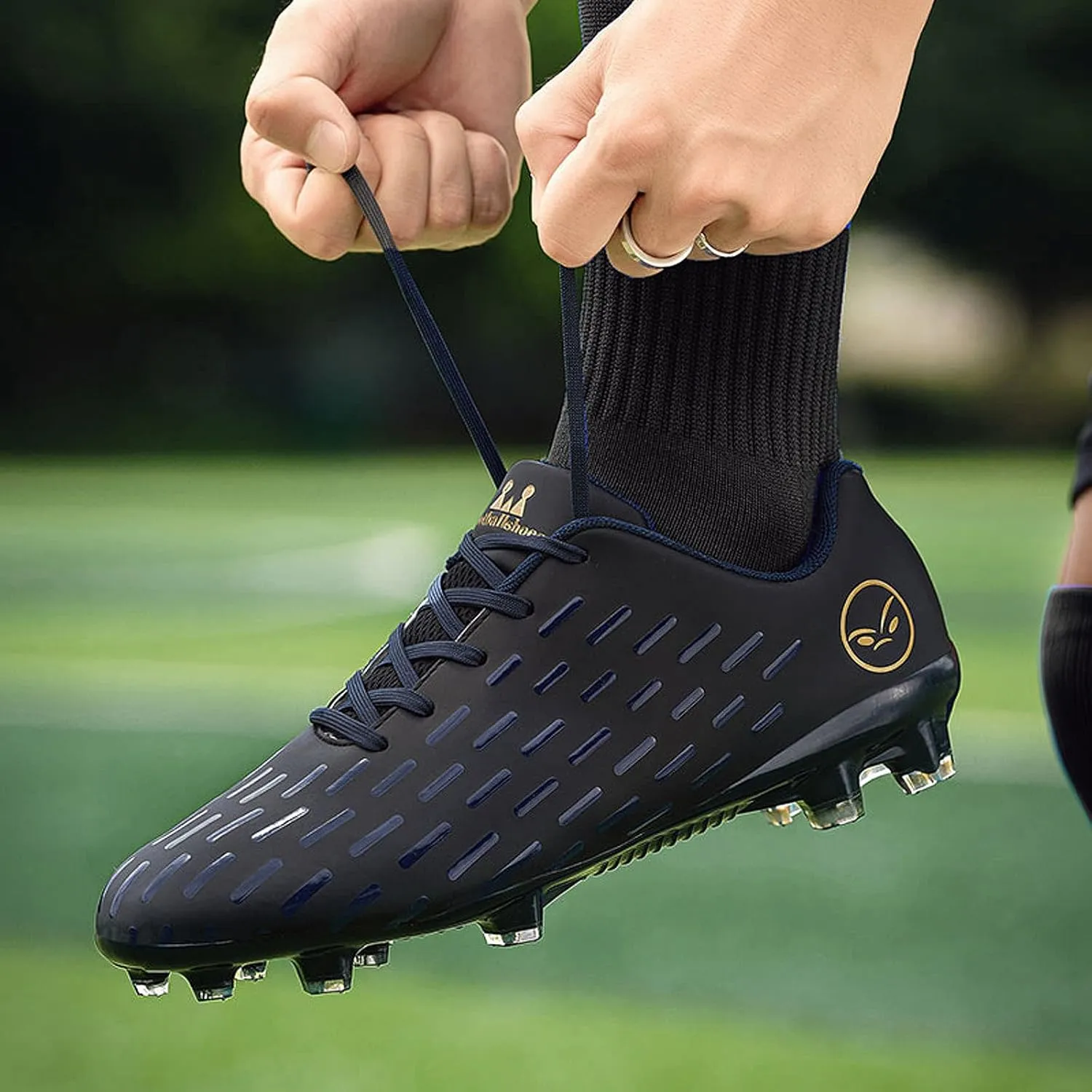 FLIOZY Men's Soccer Shoes Teenager Football Shoes Professional Athletic Training Sneakers Outdoor Indoor Football Boots Little Kids/Big Kids