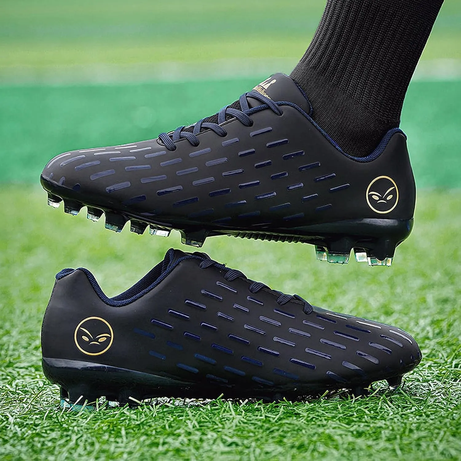 FLIOZY Men's Soccer Shoes Teenager Football Shoes Professional Athletic Training Sneakers Outdoor Indoor Football Boots Little Kids/Big Kids