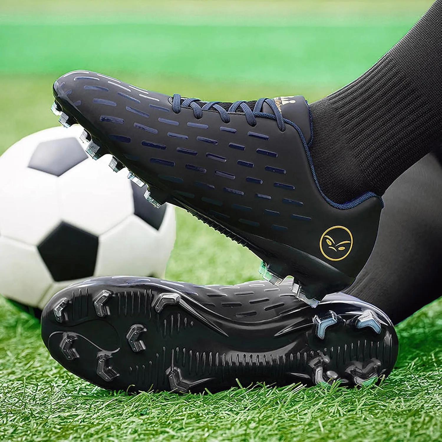 FLIOZY Men's Soccer Shoes Teenager Football Shoes Professional Athletic Training Sneakers Outdoor Indoor Football Boots Little Kids/Big Kids