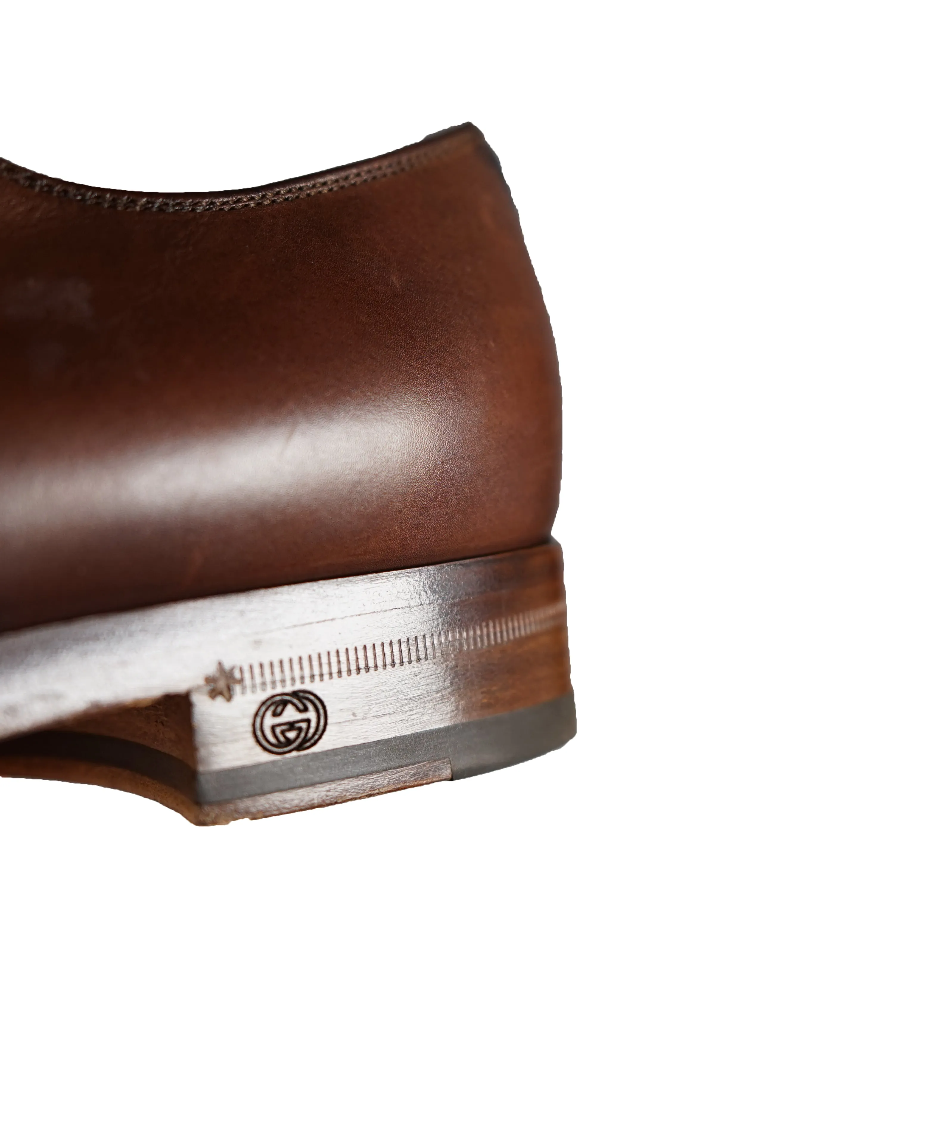 GUCCI - Brown Slim Classic Oxfords GG Heel Logo - 9