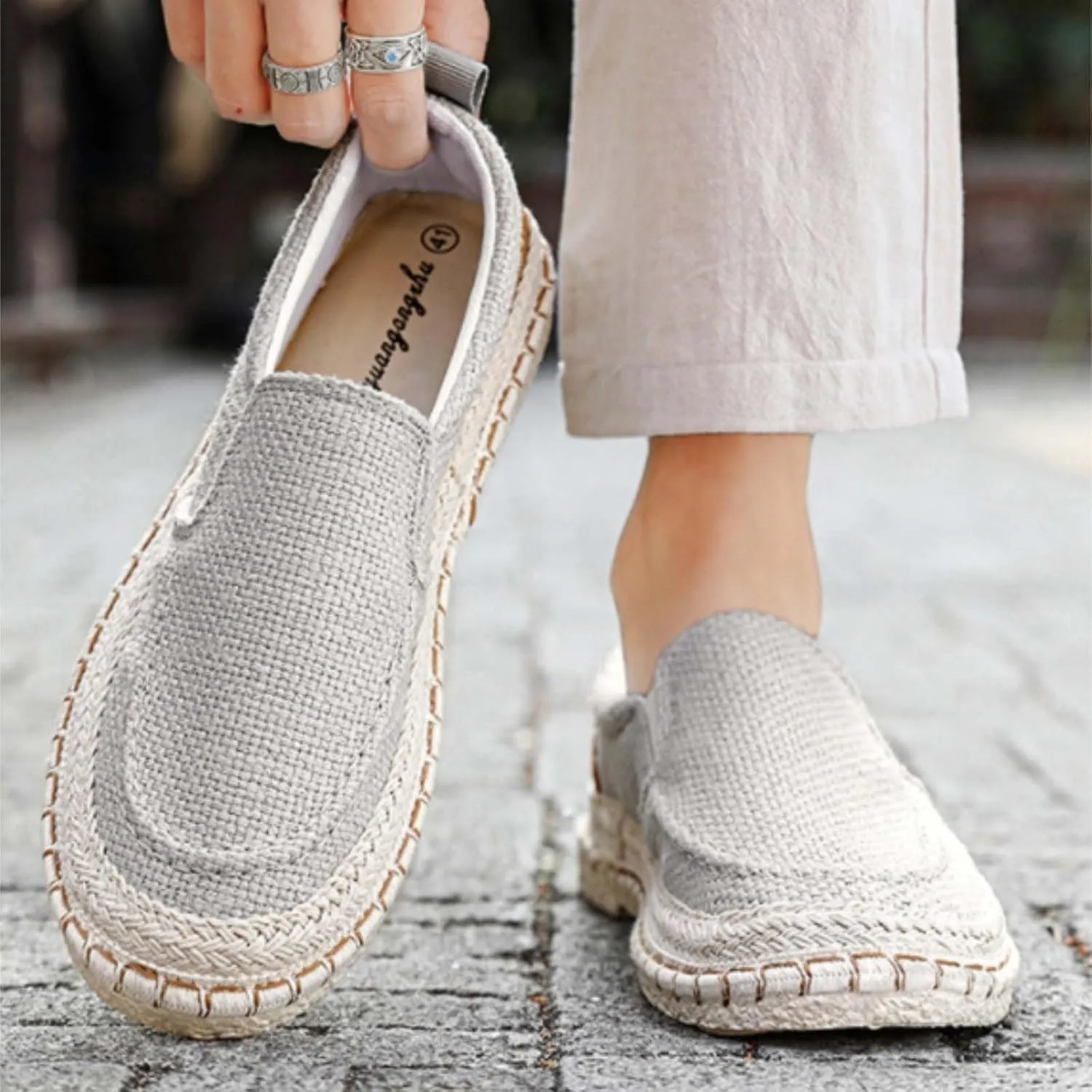 Men Sports Flat Bottom Shoes Lightweight Mesh Breathable Slip On Comfortable Fashion Autumn and Summer Shoes