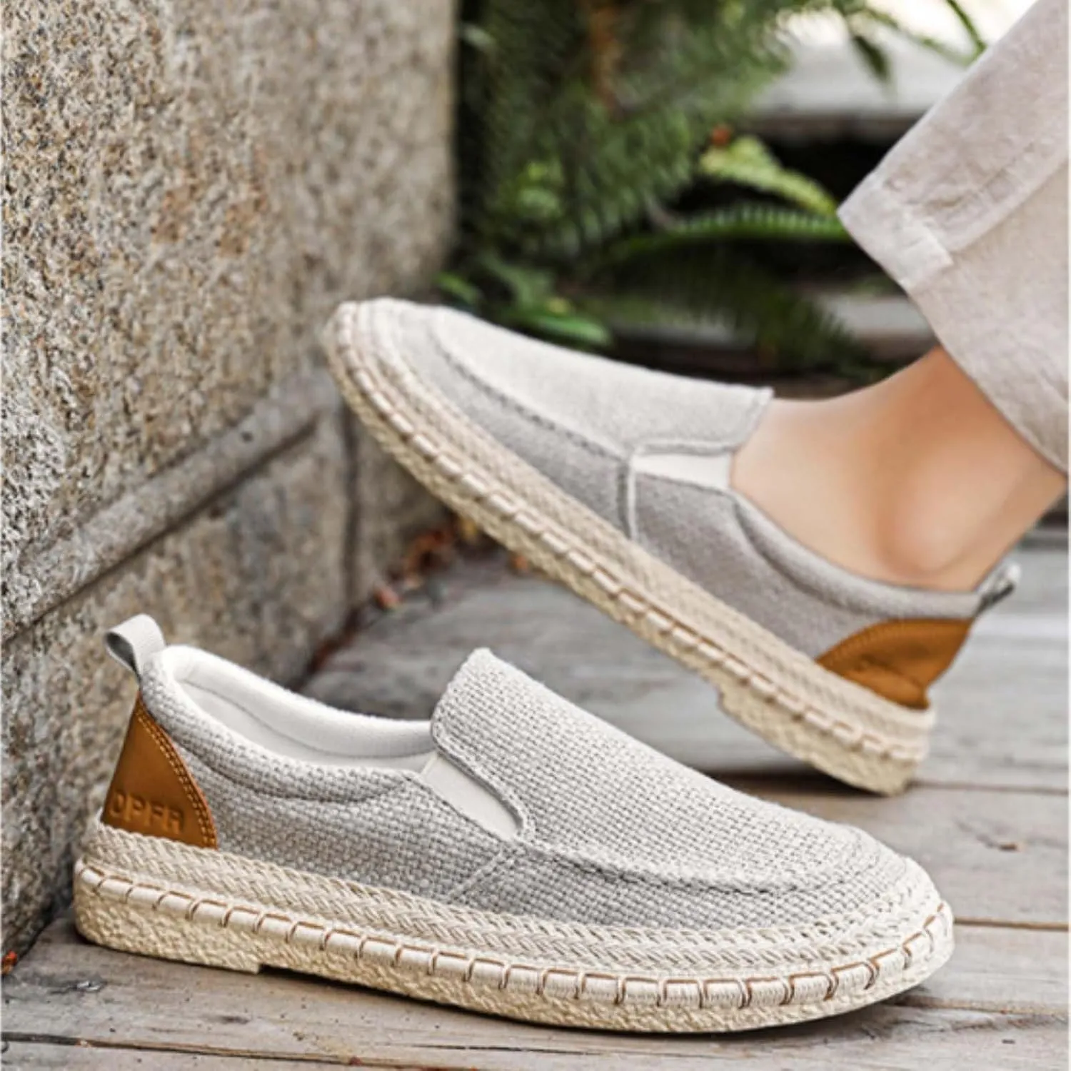 Men Sports Flat Bottom Shoes Lightweight Mesh Breathable Slip On Comfortable Fashion Autumn and Summer Shoes