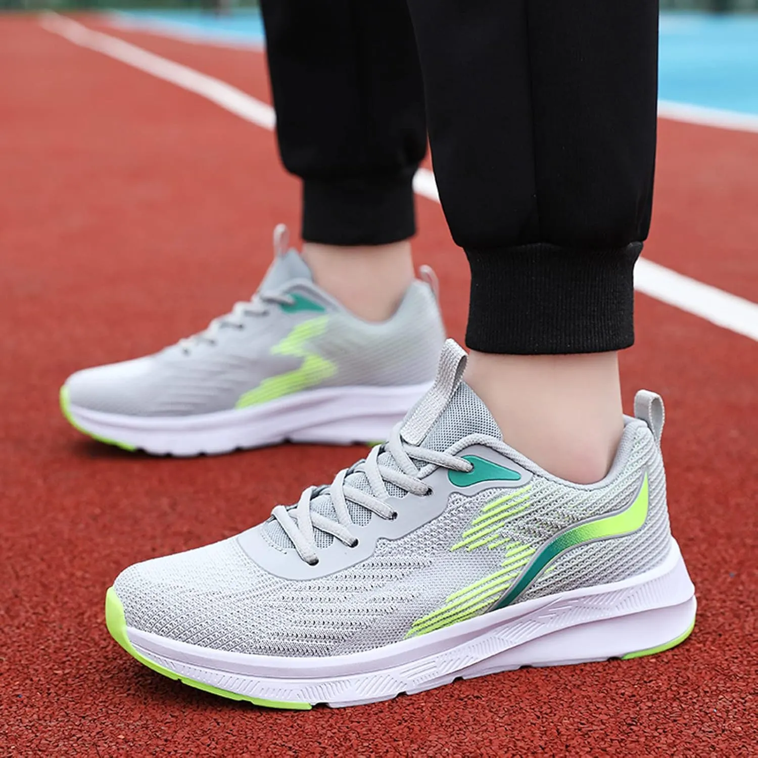 Mens Everyday Sneakers Men Sports Shoes Fashion Summer New Pattern Mesh Breathable and Comfortable Flat Bottom Non Slip