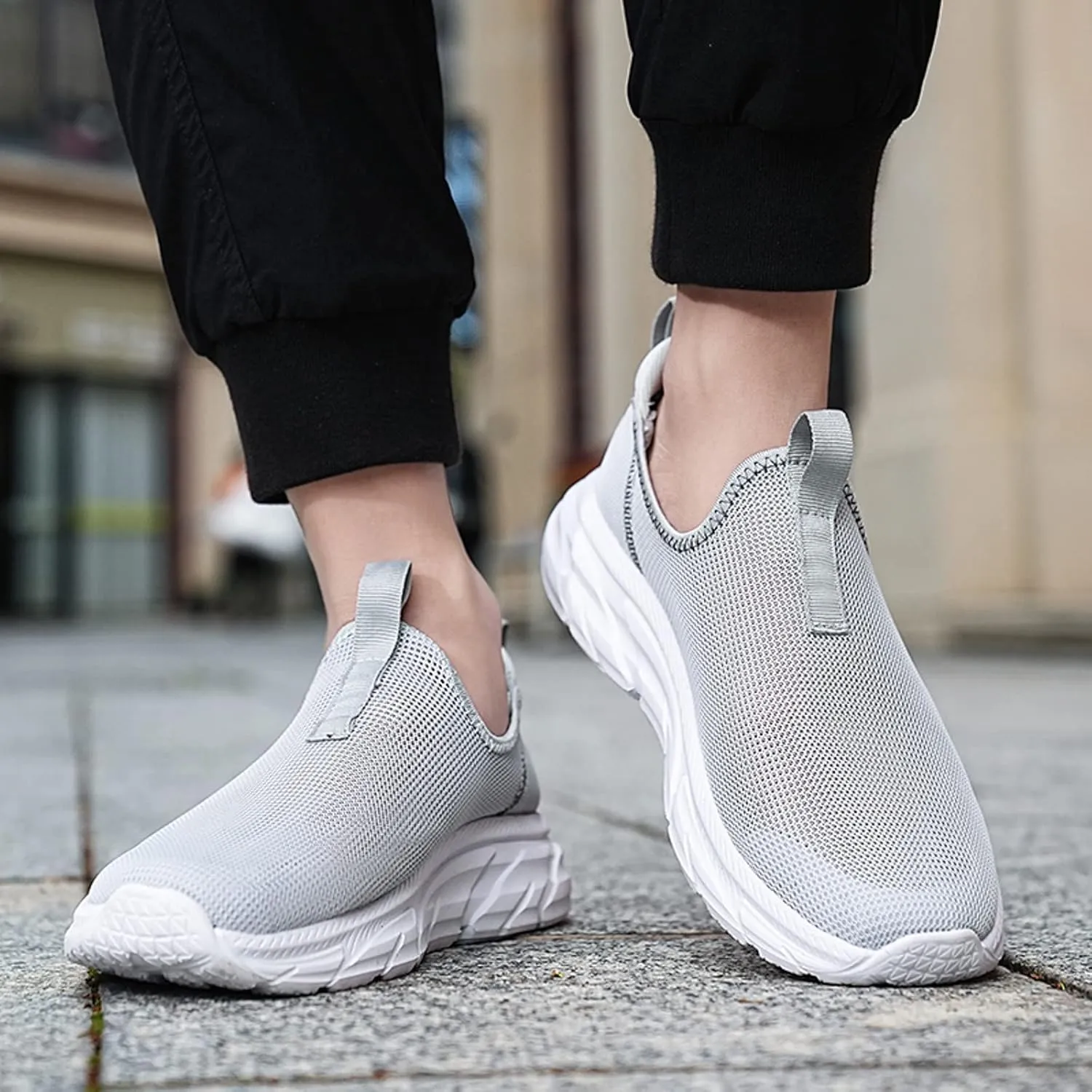 Mens Slip On Men Sports Shoes Fashionable Simple and Solid Color The New Pattern Summer Hollow Mesh Breathable