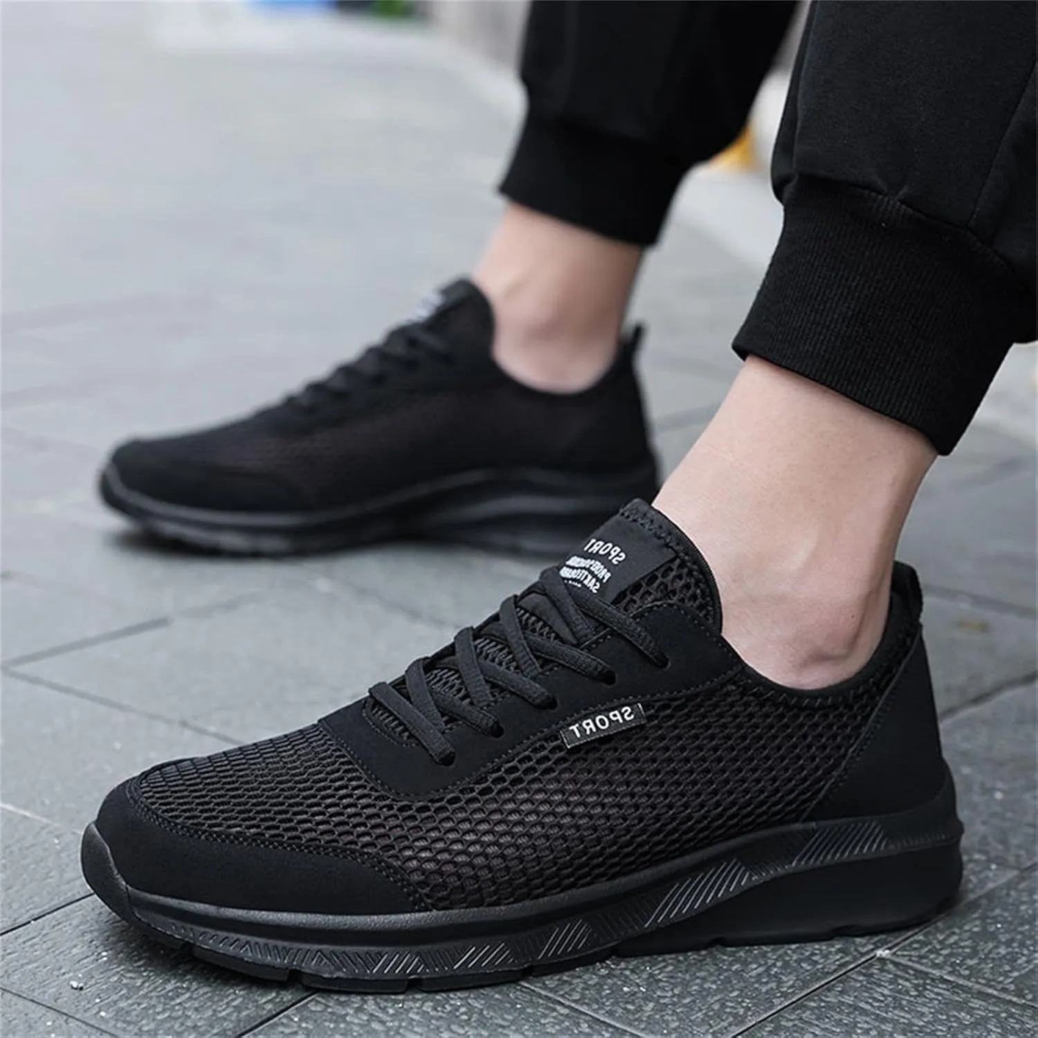 Mens Walking Shoes Non Slip Work Shoes Lightweight Non Slip Running Shoes Breathable Mesh Sneakers for Tennis