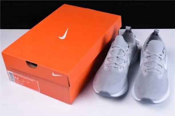 NikeWMNS Epic React Flyknit - 'Wolf Grey'