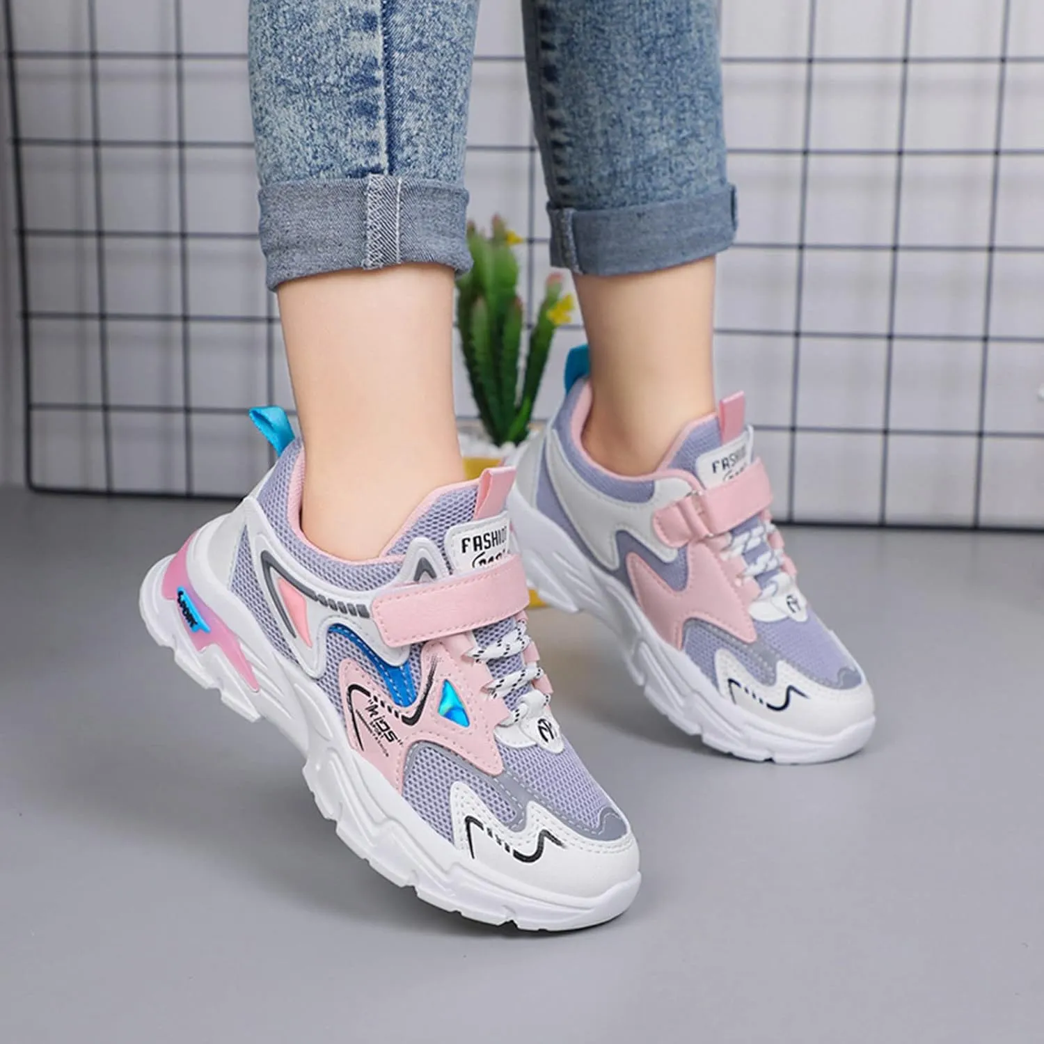Running Sneakers for Boys and Girls, Kids Tennis Running Shoes, Soft Lightweight Breathable Sport Athletic Shoes