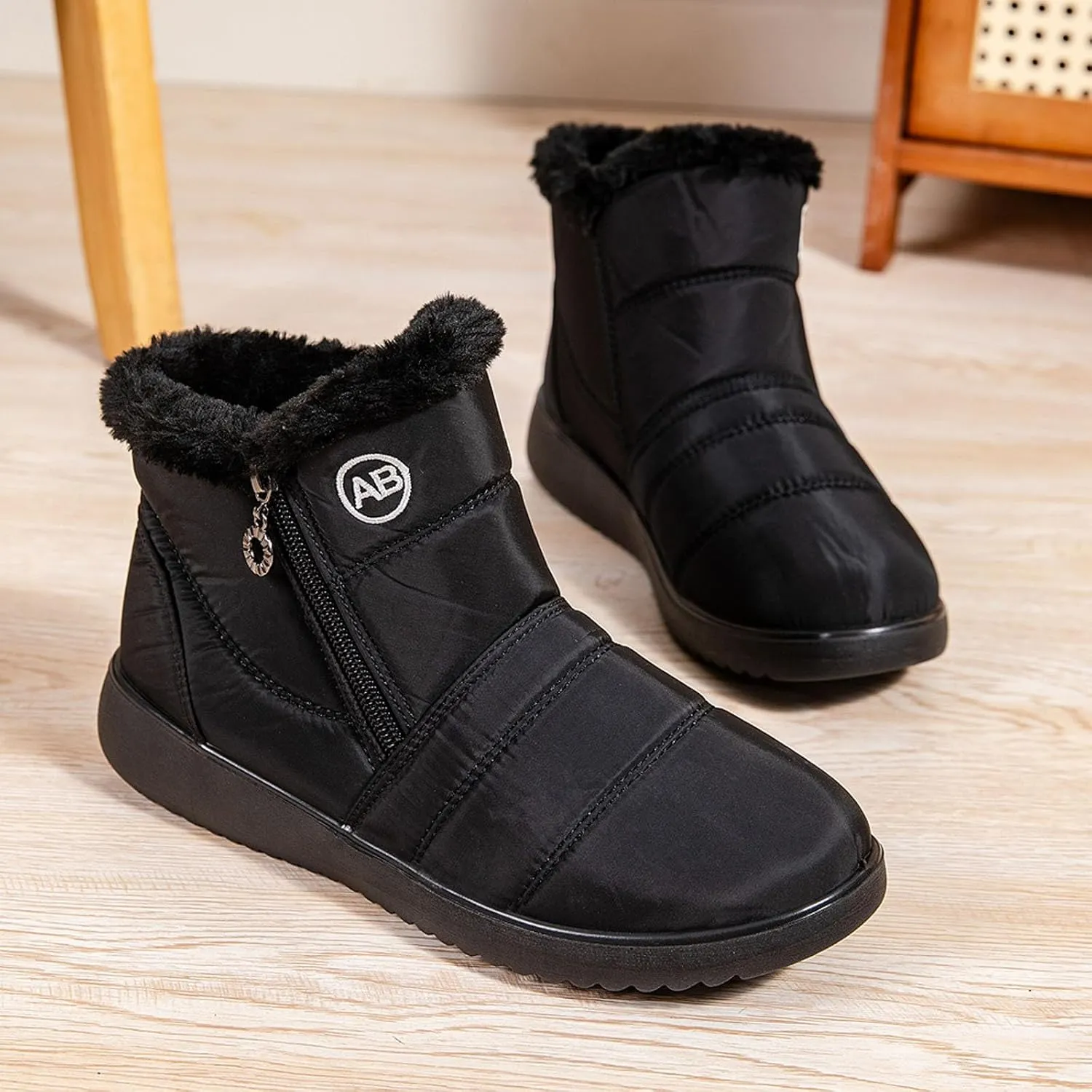 Snow Boots for Women Warm Fur Lined Ankle Boots Winter Comfy Flat Heel Booties Outdoor Waterproof Short Shoes