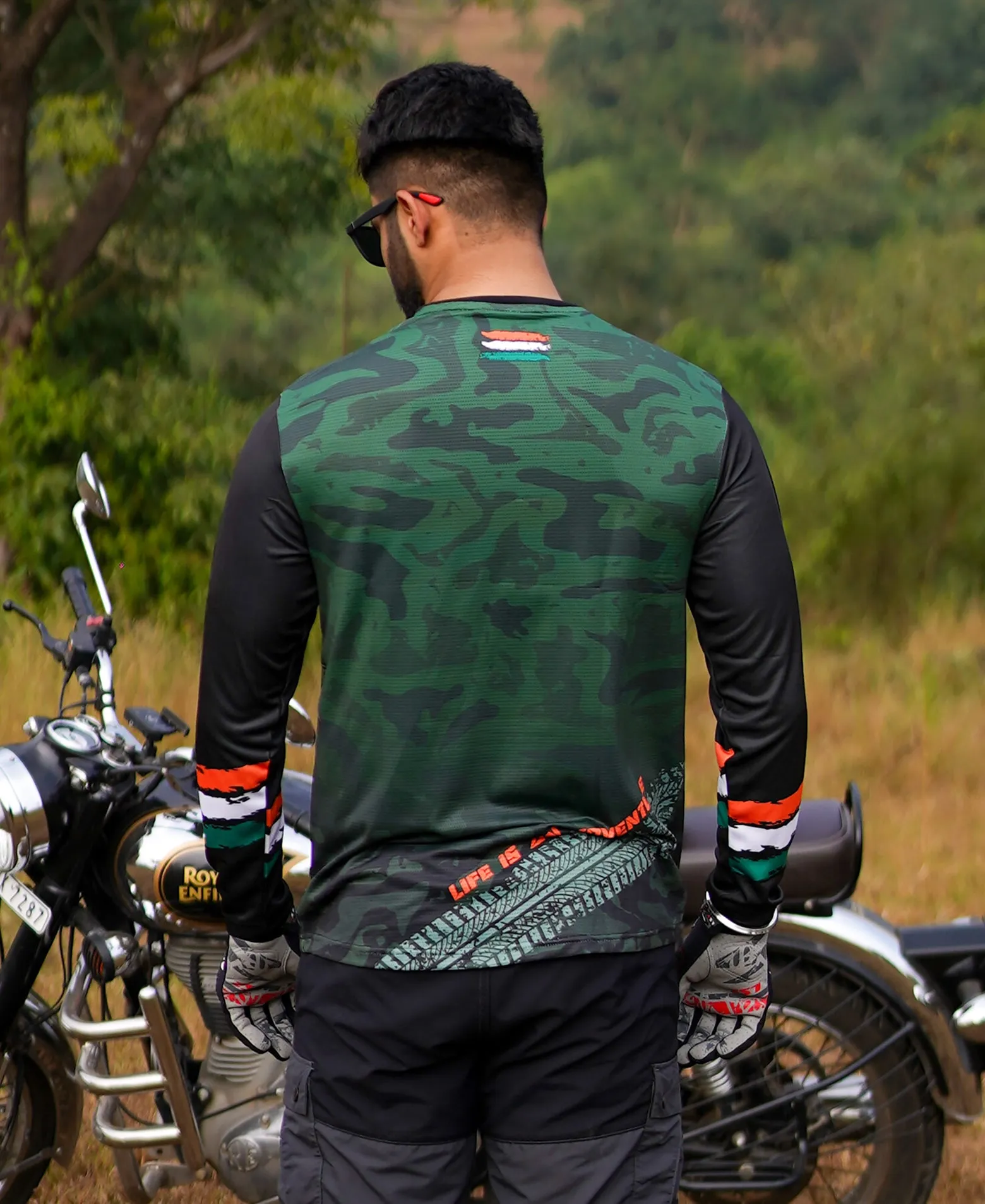 Tricolor Triumph Riding Jersey