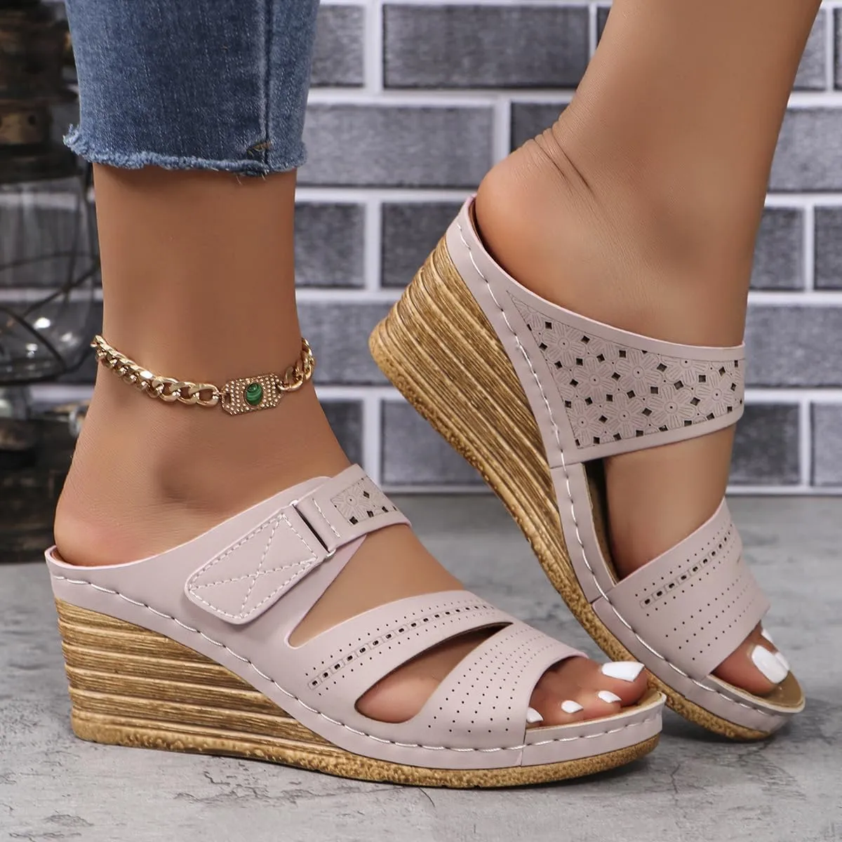 Womens Sandals Summer 2025 Wedge Sandals with Arch Supportfor Women Low Heels Slippers Comfortable Walking Casual Slip on Dressy Shoes 2025